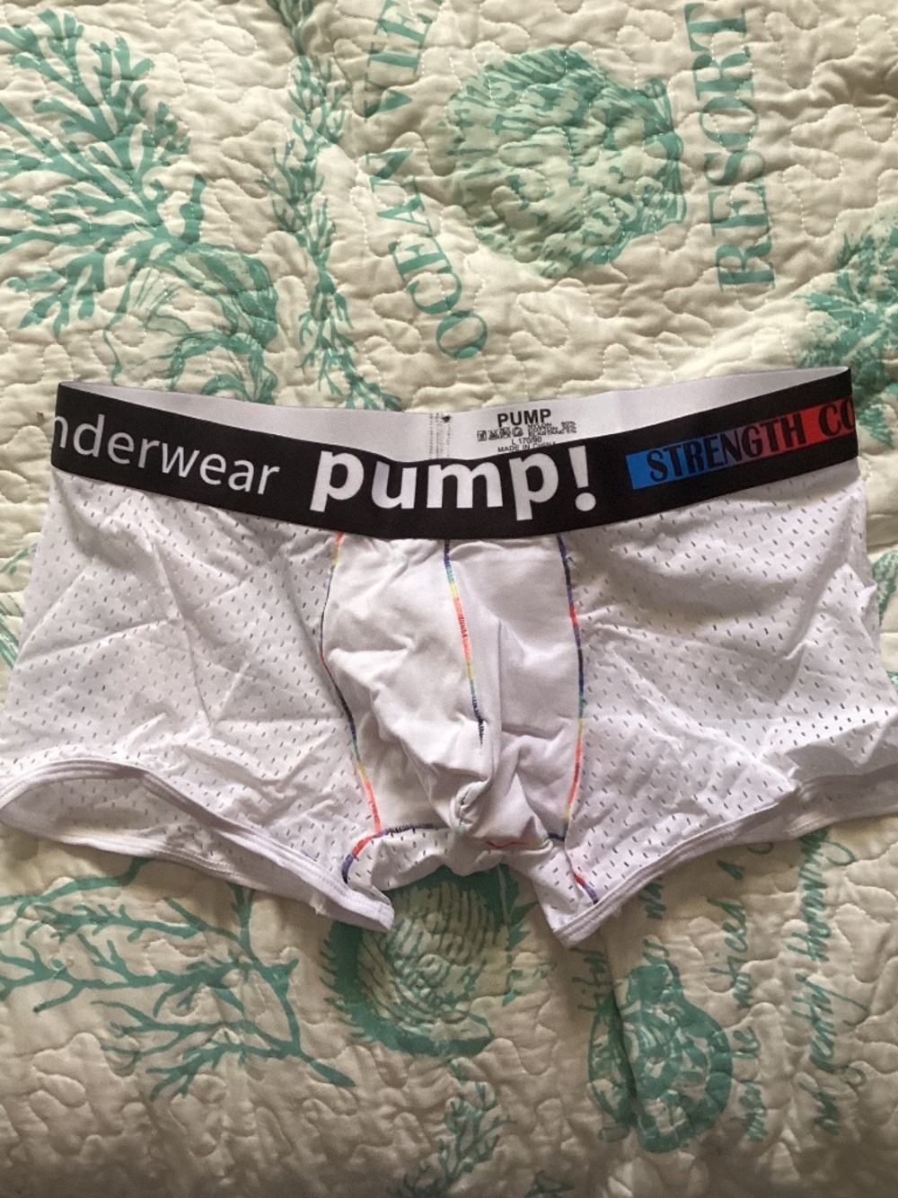 Pump white mesh trunks, large. - Picture 2 of 6